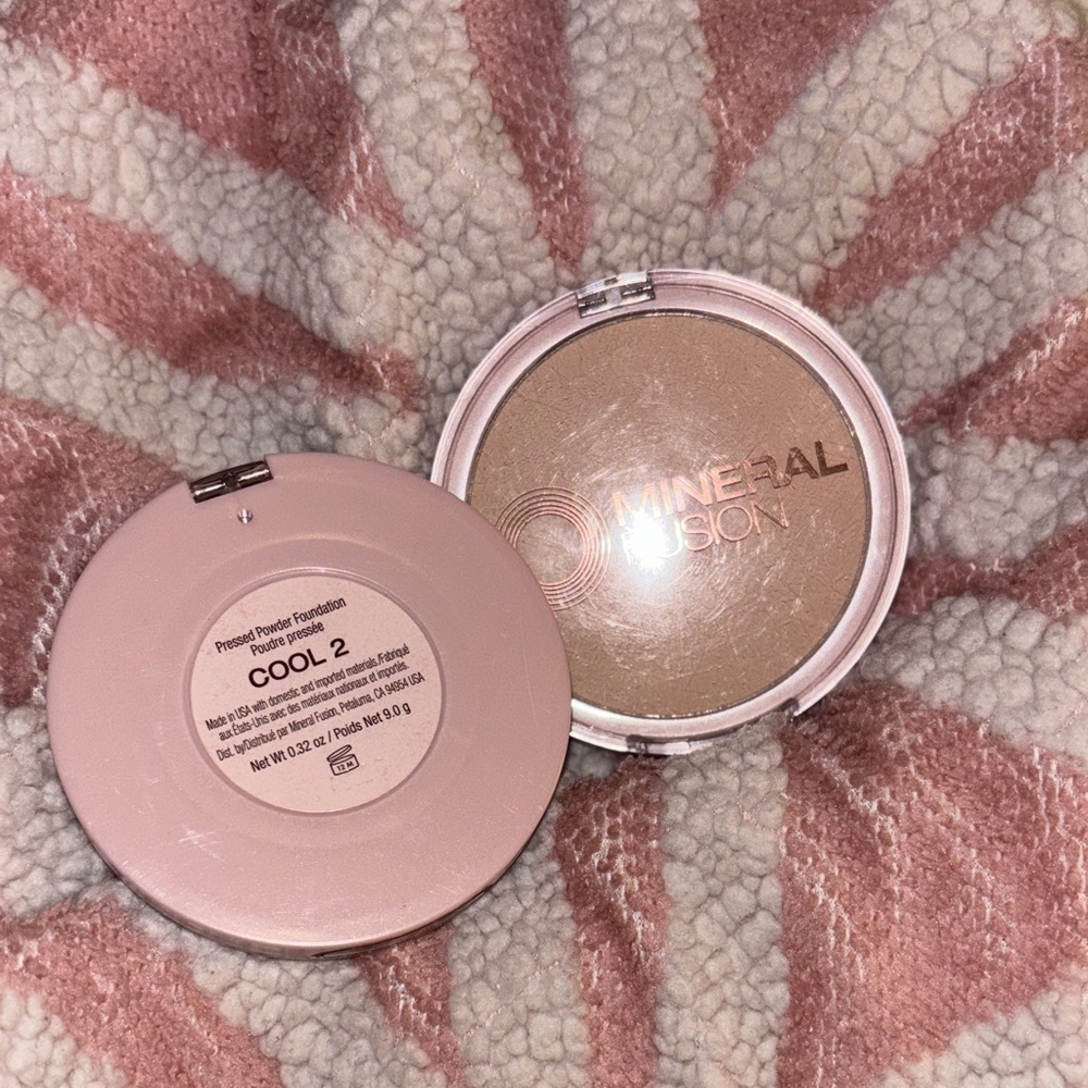 Mineral Fusion Pressed Powder Foundation - Cool 2